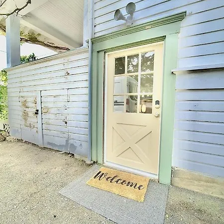 Monteith Hideaway In Downtown Monteith District Villa Albany Exterior photo